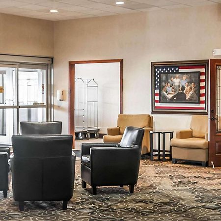 Sleep Inn&Suites Conference Center&Water Park Minot Buitenkant foto